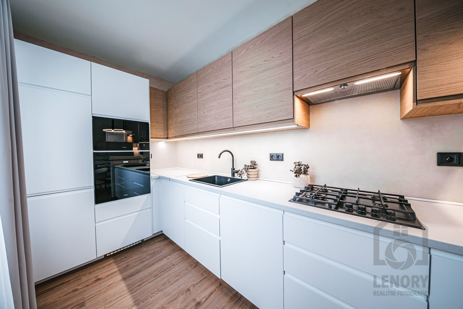 rekonstrukce kuchyně, byt na prodej, kuchyňská linka